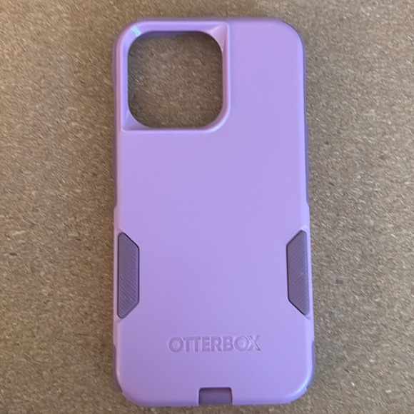 iPhone 13 Pro OtterBox Commuter Case - Picture 2 of 6